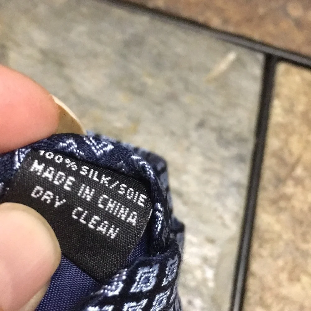 Izod Silk tie